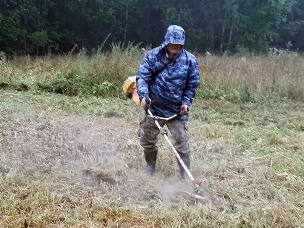 Расчистка участка, уборка, подготовка под строительство, выравнивание грунта под установку забора в Новгородской области